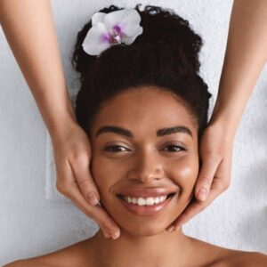 CE Course: Sumptuous Summer Face Massage